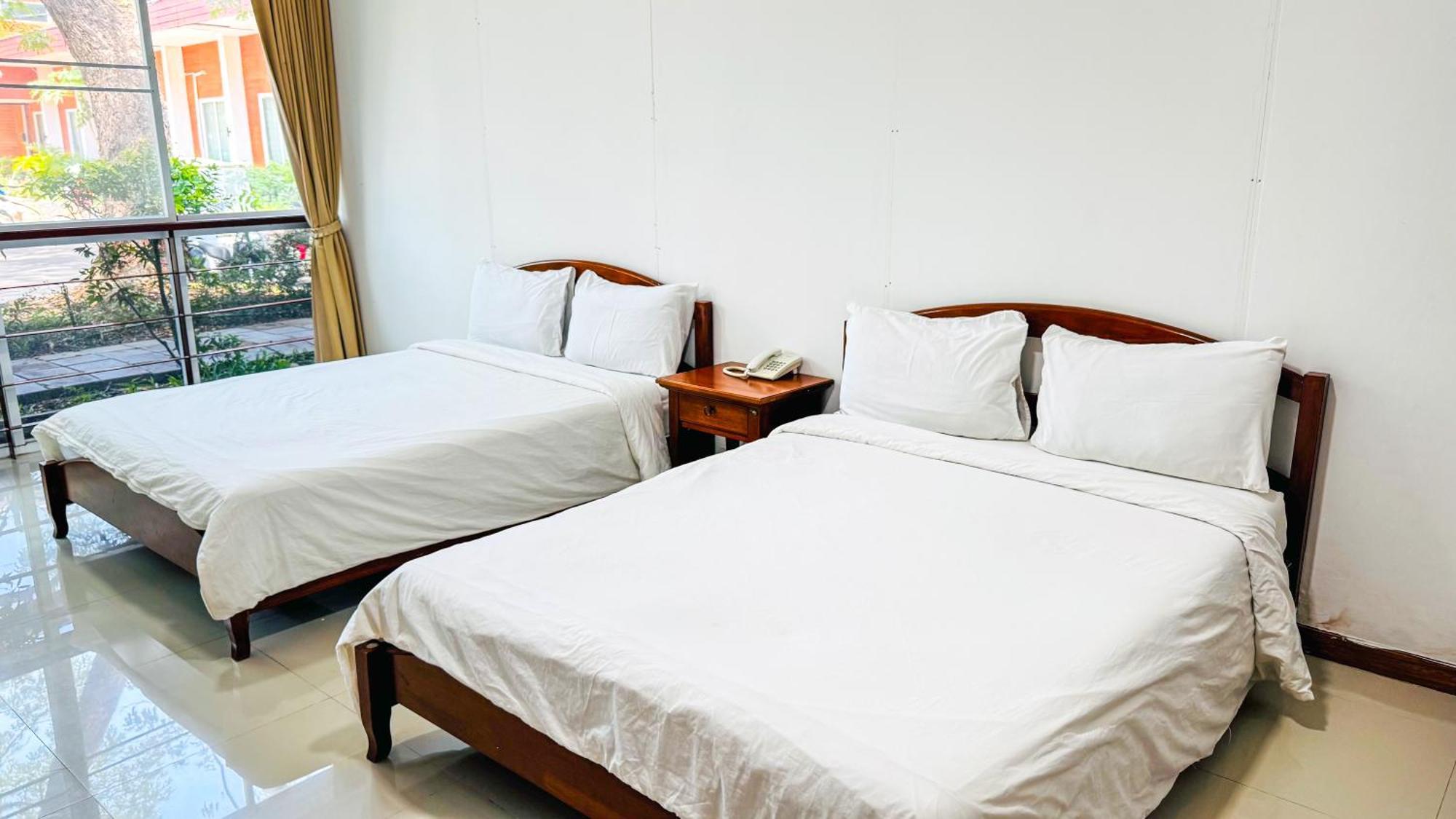 Baan Suan Khun Ta And Golf Resort Ubon Ratchathani Exterior photo